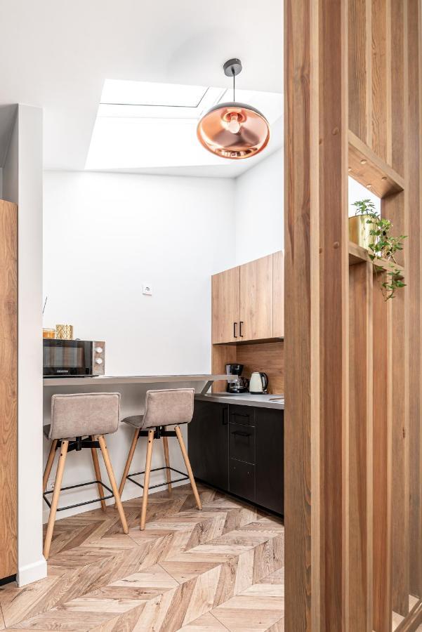 Sun Lighted Cathedral Square Studio Apartment Вилнюс Екстериор снимка